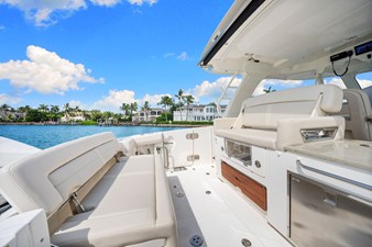Boston Whaler 350 REALM 42 2020 Boston Whaler 350 REALM 43