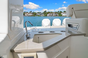 Boston Whaler 350 REALM 54 2020 Boston Whaler 350 REALM 55