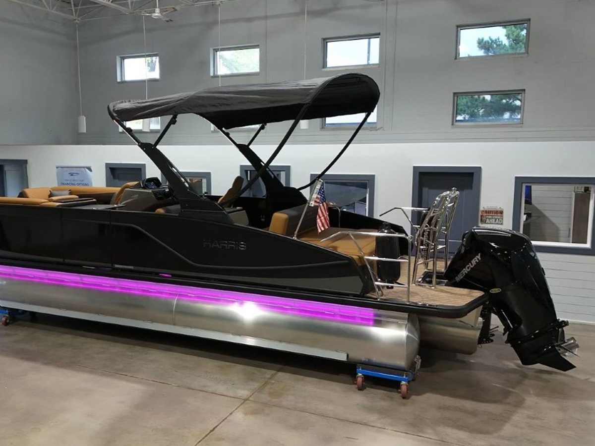 2027 Harris Sunliner 250 2