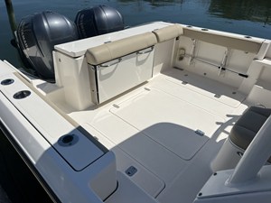 Pursuit 325 OS OFFSHORE 7 2015 Pursuit 325 OS OFFSHORE 8