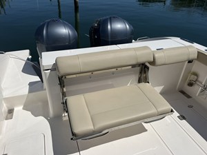 Pursuit 325 OS OFFSHORE 8 2015 Pursuit 325 OS OFFSHORE 9