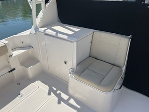 Pursuit 325 OS OFFSHORE 9 2015 Pursuit 325 OS OFFSHORE 10