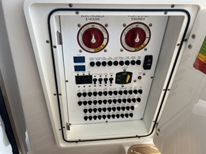 Pursuit 325 OS OFFSHORE 31 2015 Pursuit 325 OS OFFSHORE 32