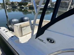 Pursuit 325 OS OFFSHORE 37 2015 Pursuit 325 OS OFFSHORE 38