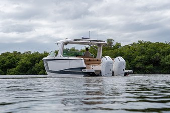 Aviara AV40 Outboard 34 2025 Aviara AV40 Outboard 35