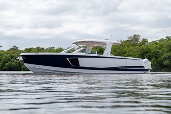 Aviara AV40 Outboard 37 2025 Aviara AV40 Outboard 38