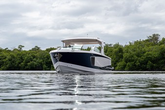 Aviara AV40 Outboard 38 2025 Aviara AV40 Outboard 39
