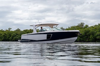Aviara AV40 Outboard 41 2025 Aviara AV40 Outboard 42