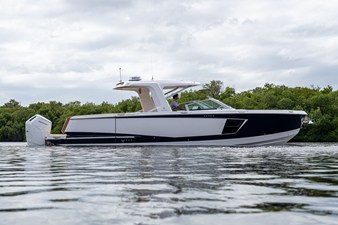 Aviara AV40 Outboard 42 2025 Aviara AV40 Outboard 43