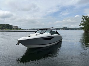 Cobalt A36BR 3 2022 Cobalt A36BR 4