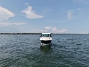 Sea Ray Sundancer 320 Outboard 1 2026 Sea Ray Sundancer 320 Outboard 2