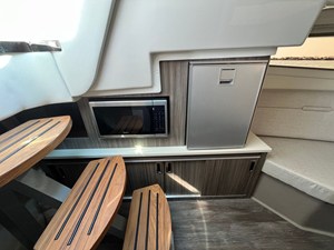 Sea Ray Sundancer 320 Outboard 23 2026 Sea Ray Sundancer 320 Outboard 24