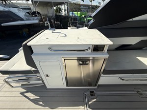 Cruisers Yachts 34 GLS Outboard 14 2022 Cruisers Yachts 34 GLS Outboard 15