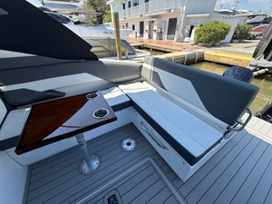 Cruisers Yachts 34 GLS Outboard 32 2022 Cruisers Yachts 34 GLS Outboard 33