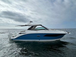 Sea Ray Sundancer 320 Outboard 11 2026 Sea Ray Sundancer 320 Outboard 12