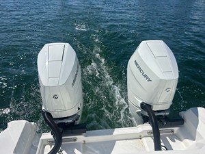 Sea Ray Sundancer 320 Outboard 16 2026 Sea Ray Sundancer 320 Outboard 17