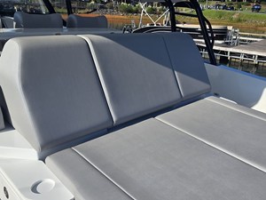 Cruisers Yachts 38 VTR 13 2027 Cruisers Yachts 38 VTR 14