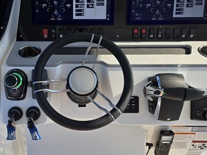 Cruisers Yachts 38 VTR 29 2027 Cruisers Yachts 38 VTR 30