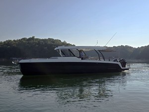 Cruisers Yachts 38 VTR 62 2027 Cruisers Yachts 38 VTR 63