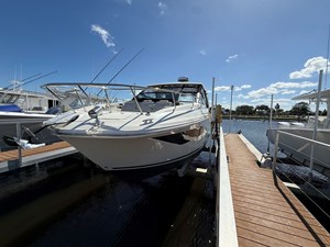 Sea Ray 320 SUNDANCER OB 4 2024 Sea Ray 320 SUNDANCER OB 5