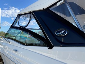 Sea Ray 320 SUNDANCER OB 5 2024 Sea Ray 320 SUNDANCER OB 6