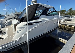 Sea Ray 320 SUNDANCER OB 8 2024 Sea Ray 320 SUNDANCER OB 9
