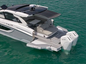 Cruisers Yachts 42 GLS Outboard 4 2026 Cruisers Yachts 42 GLS Outboard 5
