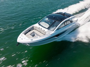 Cruisers Yachts 42 GLS Outboard 9 2026 Cruisers Yachts 42 GLS Outboard 10