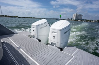 Cruisers Yachts 42 GLS Outboard 20 2026 Cruisers Yachts 42 GLS Outboard 21