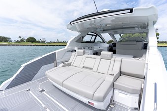 Cruisers Yachts 42 GLS Outboard 23 2026 Cruisers Yachts 42 GLS Outboard 24