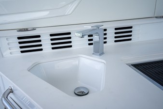 Cruisers Yachts 42 GLS Outboard 36 2026 Cruisers Yachts 42 GLS Outboard 37