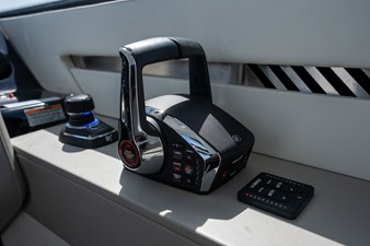 Cruisers Yachts 42 GLS Outboard 45 2026 Cruisers Yachts 42 GLS Outboard 46