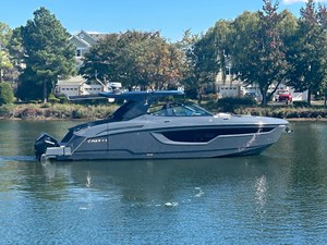 Cruisers Yachts 38 GLS OB 8 2024 Cruisers Yachts 38 GLS OB 9