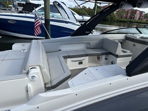 Sea Ray 290 SD-OB 11 2024 Sea Ray 290 SD-OB 12