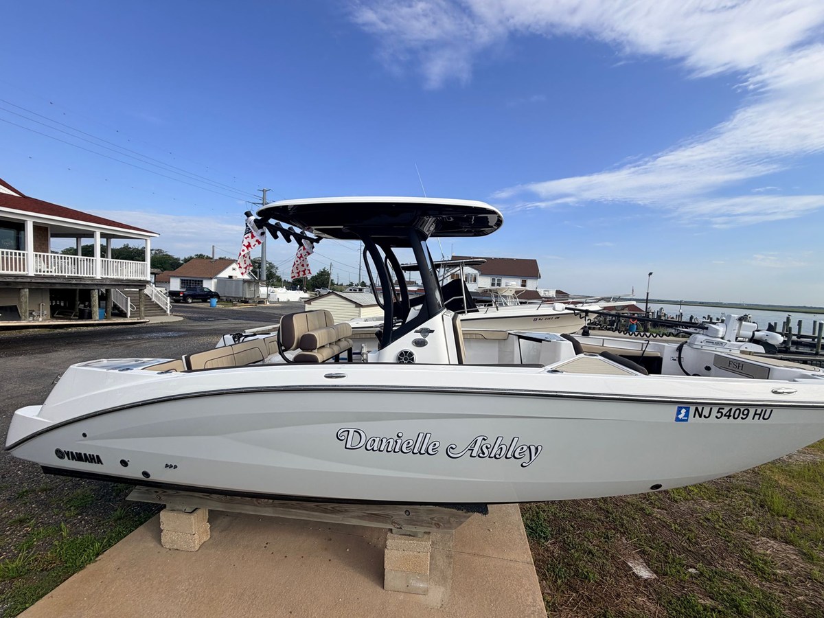 2024 Yamaha 255 FSH SPORT H 3