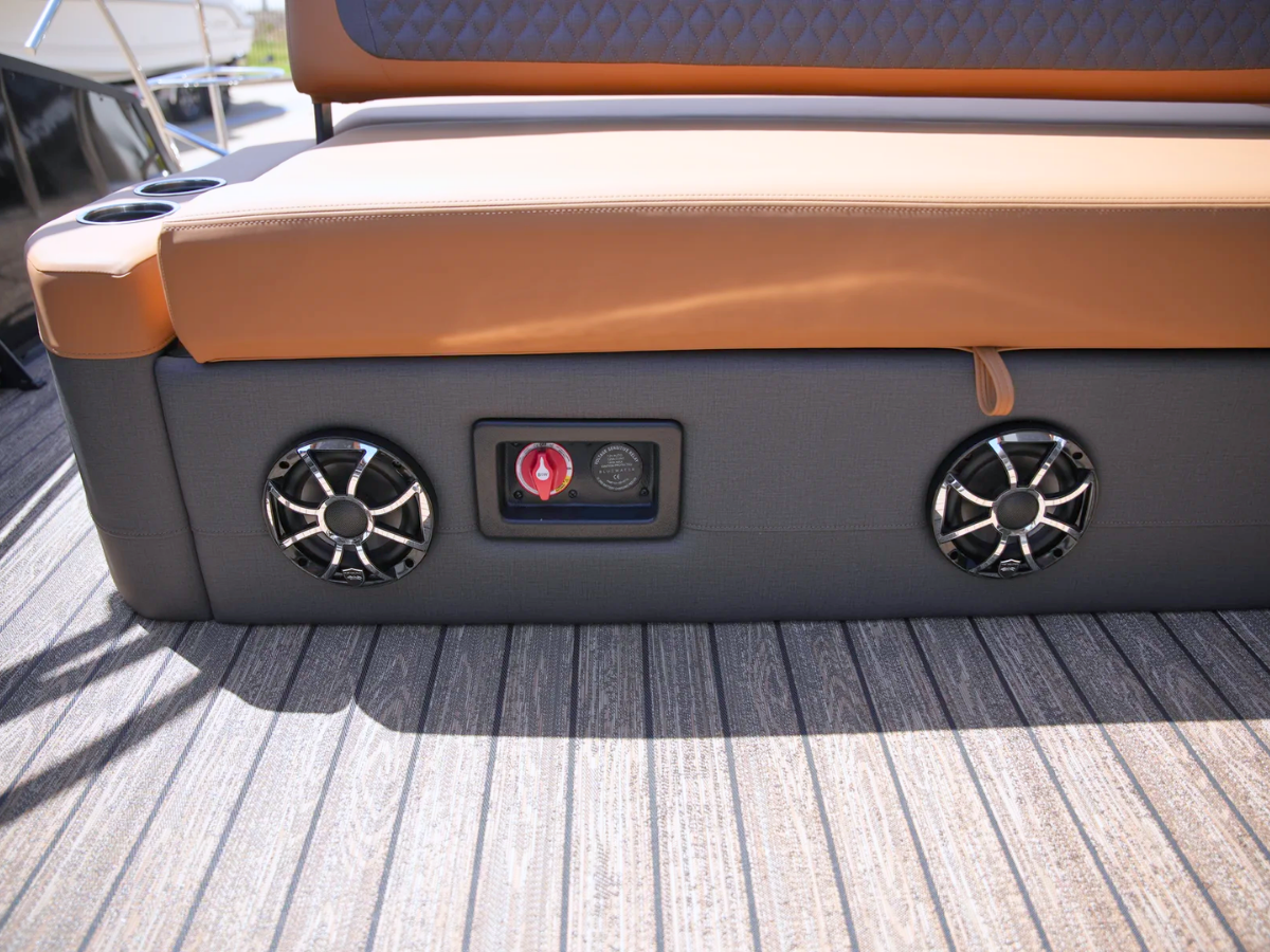 2027 Harris Sunliner 230 13