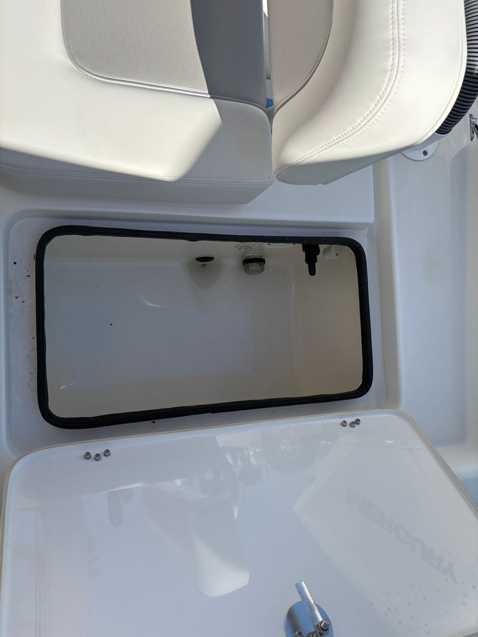 2023 Shearwater 25 LTD 10