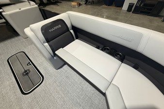 2026 Harris Cruiser 250 31