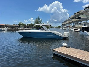 Sea Ray 310 SLX OB 27 2021 Sea Ray 310 SLX OB 28