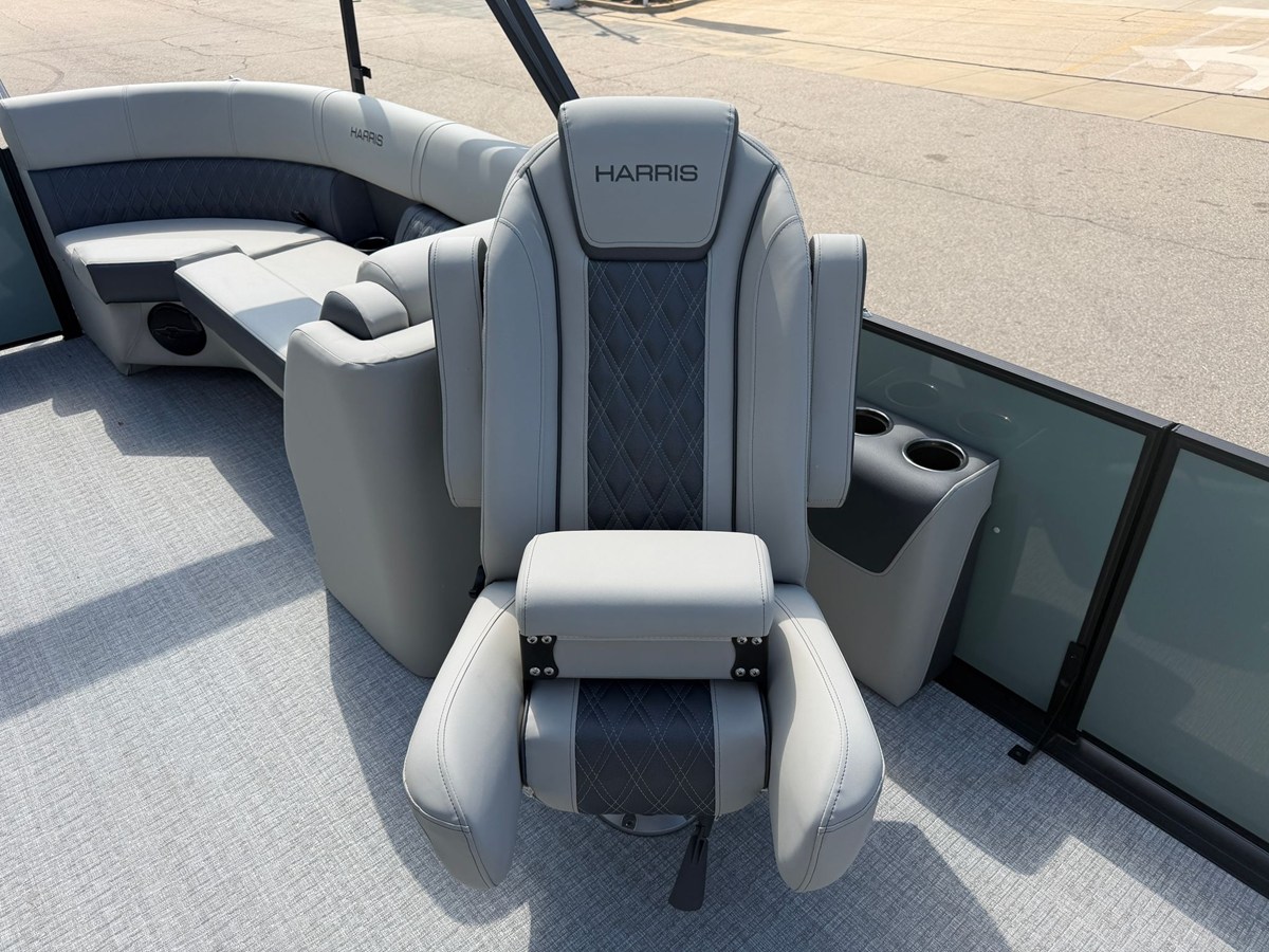 2026 Harris Cruiser 250 37