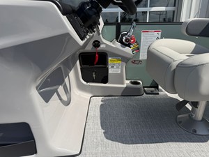 2026 Harris Cruiser 250 59