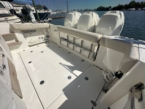 Boston Whaler 350 Realm 17 2019 Boston Whaler 350 Realm 18