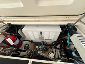 Boston Whaler 350 Realm 18 2019 Boston Whaler 350 Realm 19