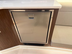 Sea Ray 370 DA 19 2023 Sea Ray 370 DA 20