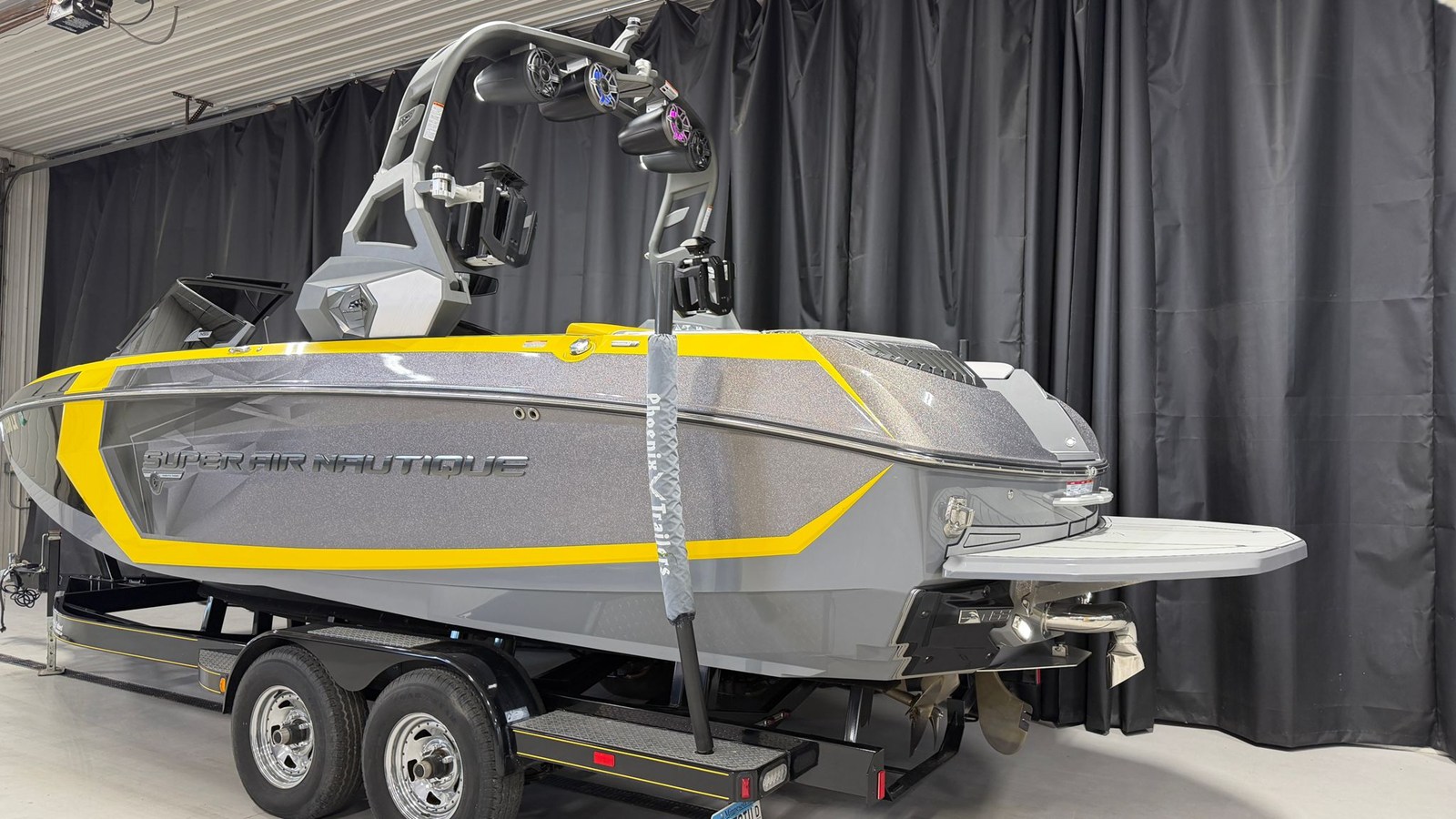 2019 Nautique G23 4
