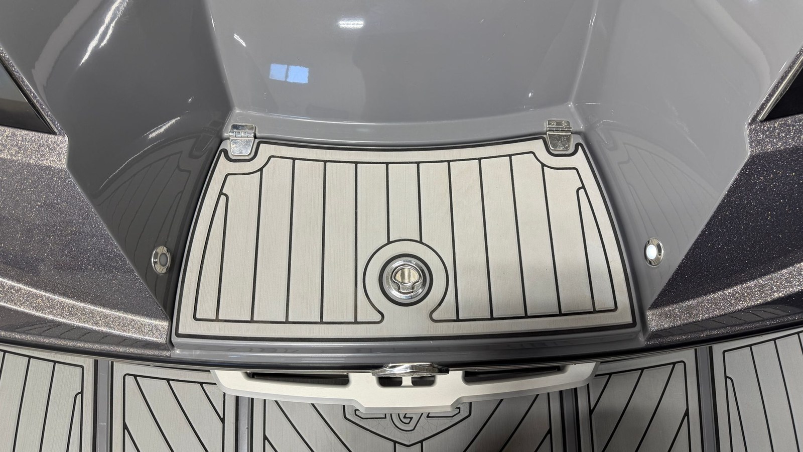 2019 Nautique G23 11