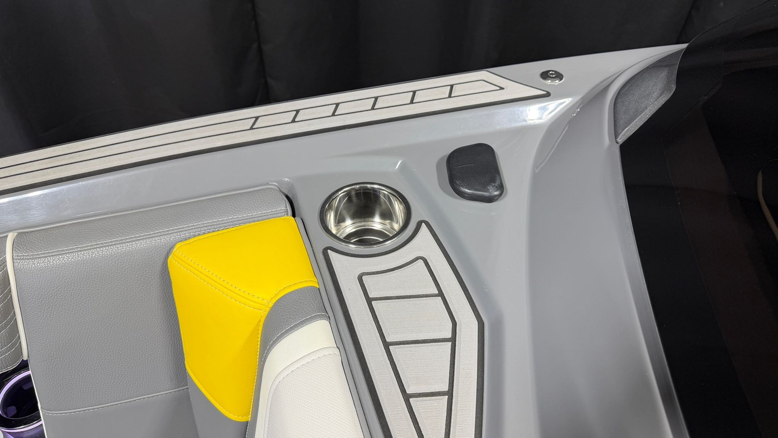 2019 Nautique G23 80