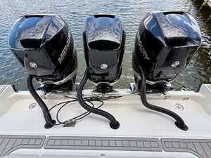 Hydra-Sports 4100 VSF 21 2009 Hydra-Sports 4100 VSF 22