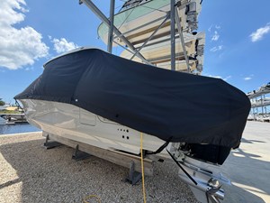 Boston Whaler 350 REALM 47 2025 Boston Whaler 350 REALM 48