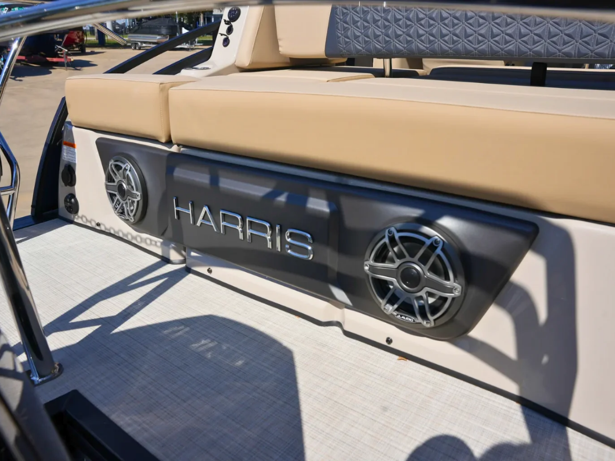 2026 Harris Solstice 230 11